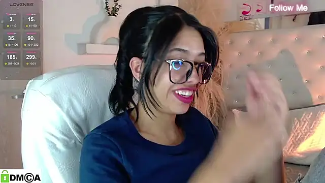 zoe_sexy_latin_19 Adlı Modelin Canlı XXX Sohbeti