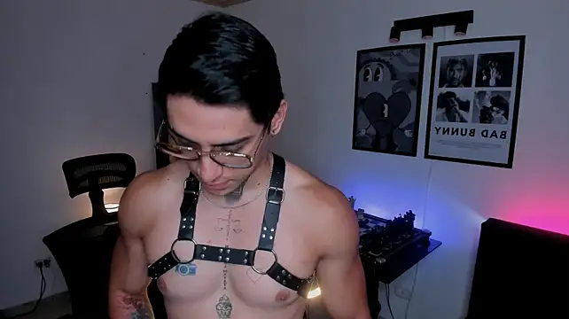 Živý XXX chat Simon_cortes