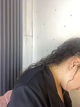 Nails_Lucia: απευθείας συνομιλία ΧΧΧ