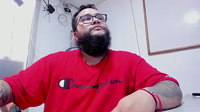 Chat +18 de VINCEDMAGLIOO ao vivo