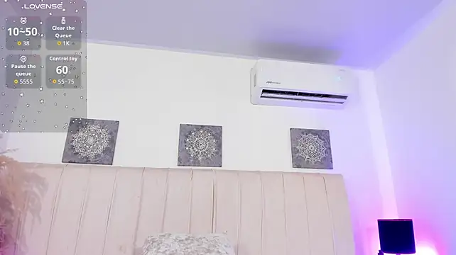 aisha_vs live XXX chat