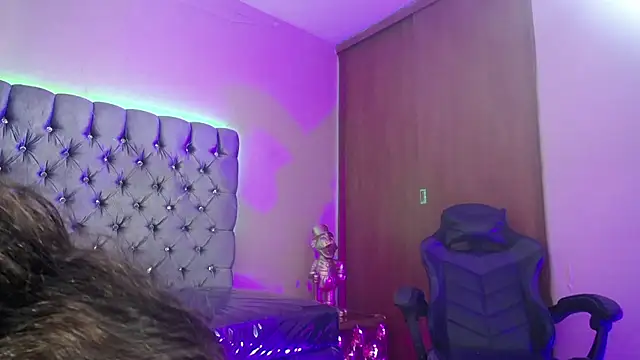 XXX chat uživo modela im_anny_t