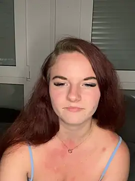 SecretSarah69's Webcam Show