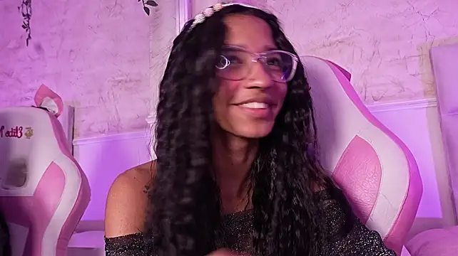ScarletEvanss_'s Webcam Show