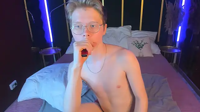 DanielSanders Chat XXX live