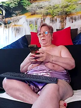 Chatroom XXX en direct de QueenPammy1