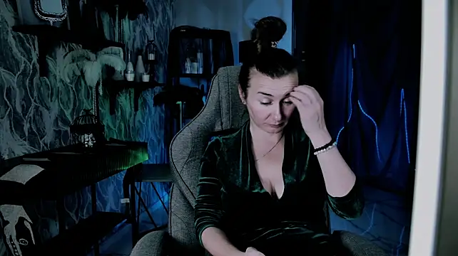 Golden_Dragon Chat XXX live
