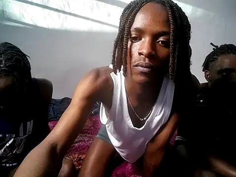 Chat XXX Live threemanias