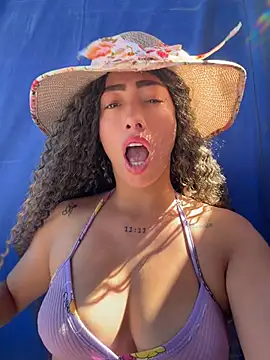 دردشة roxyrougee الجنسية المباشرة