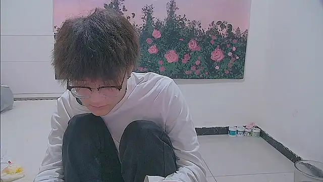 KK-cuteboy élő XXX-chatje