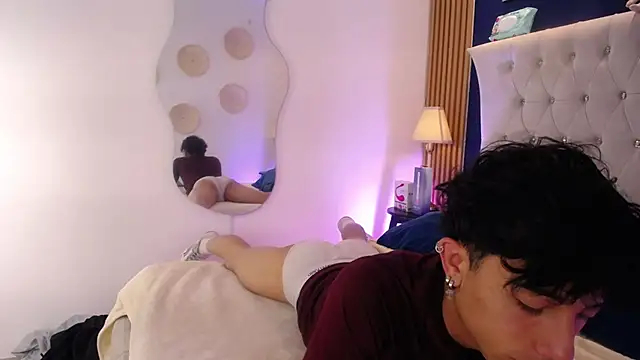 Czat XXX na żywo – Aiden_Rivers_