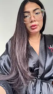 Czat XXX na żywo – Mia_222