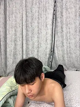 guoguo18 现场XXX聊天