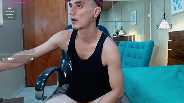 Chatroom XXX en direct de FelipeFriendly