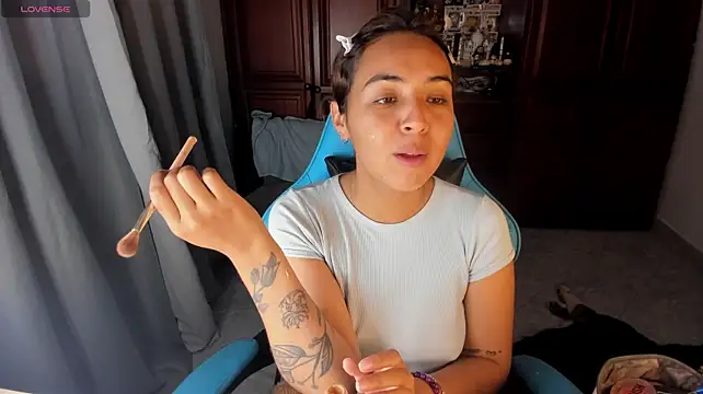 Nicole_Ss élő XXX-chatje