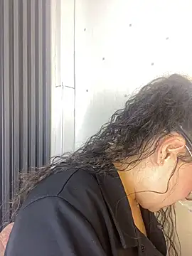 Nails_Lucia live XXX chat