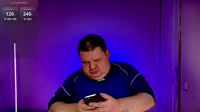 chubby_daddy: онлайн-секс-чат