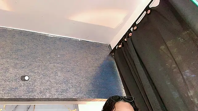 Czat XXX na żywo – Dante_bre