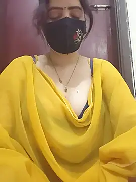 Saanvi-Sen live XXX chat