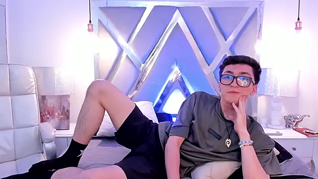 Онлайн чат XXX GaelDuke