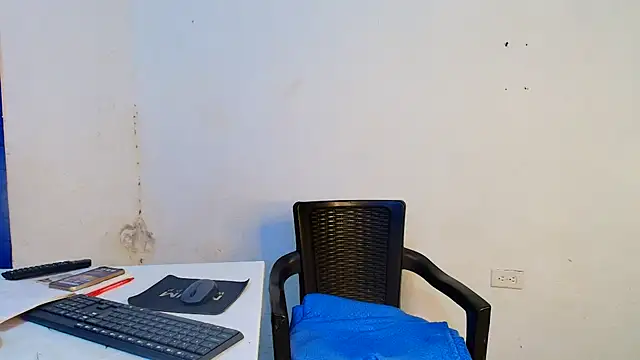 צ'אט XXX בשידור חי של Oh_Tique