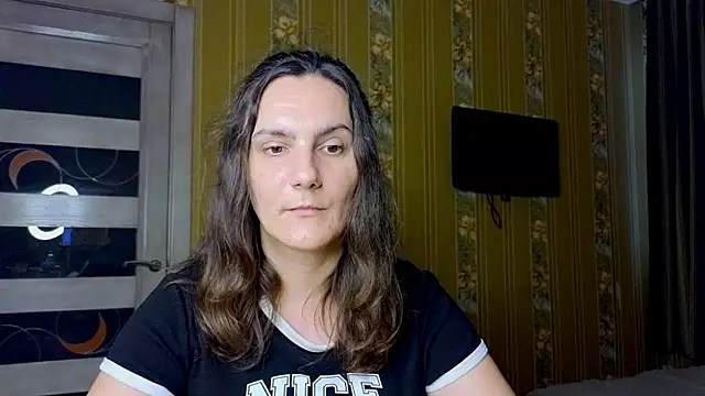 Miss-Understood Chat XXX in diretta