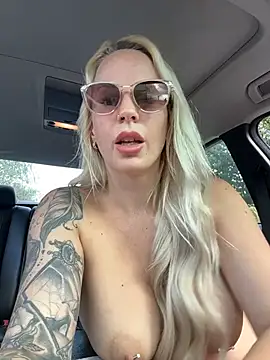 June695_ Chat XXX live