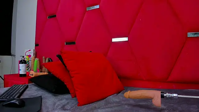 Chatroom XXX en direct de Alicee_Grey