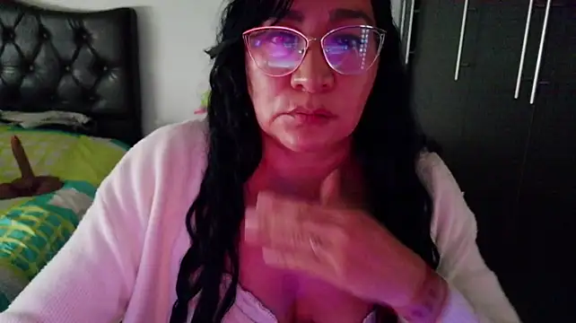 Chat +18 de Grace_mature_milf ao vivo