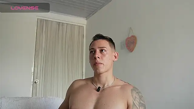XXX chat uživo modela Muscle_King_Cum