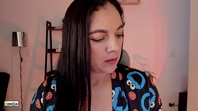 urcute_kitten Obrolan Langsung XXX