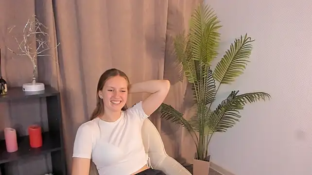 Chat +18 de RisaTulloch ao vivo