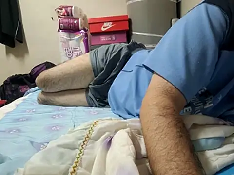 Chat +18 de bch1045 ao vivo