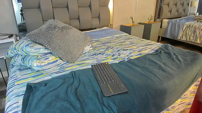 Charlie___Musk live XXX chat