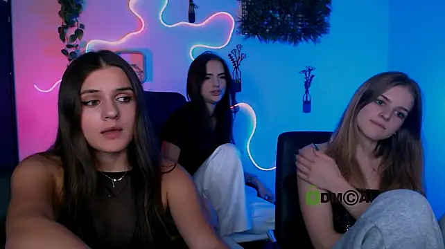 lisa_dark_'s Live XXX Chat