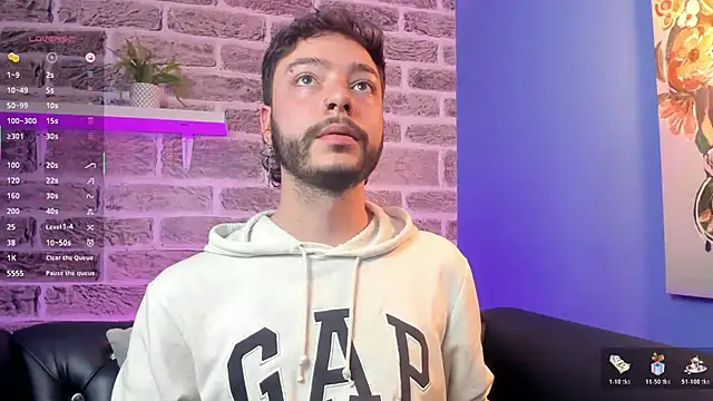 Онлайн чат XXX noah_ricci