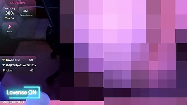 ChubbyBEAR039 élő XXX-chatje