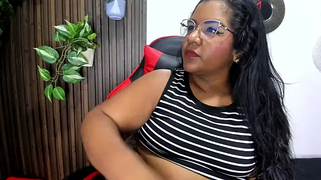 Chatroom XXX en direct de Slutty_Vicky