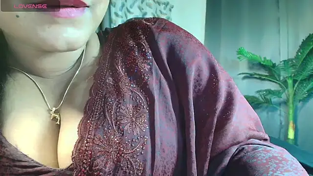 _Lisha_ élő XXX-chatje
