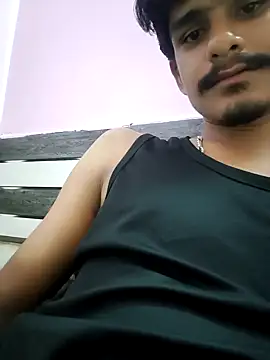 jonbaby9: διαδικτυακό σόου στην κάμερα