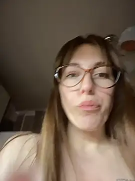 Chat +18 de MommmyYummy ao vivo