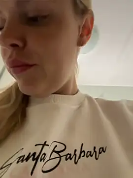 HarrietDart's Live XXX Chat