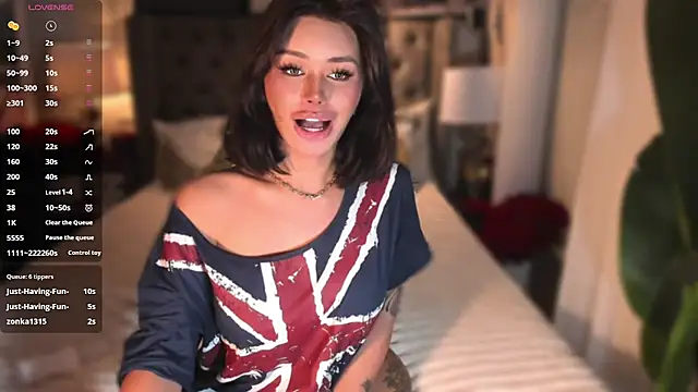ParisianDoll: онлайн-секс-чат
