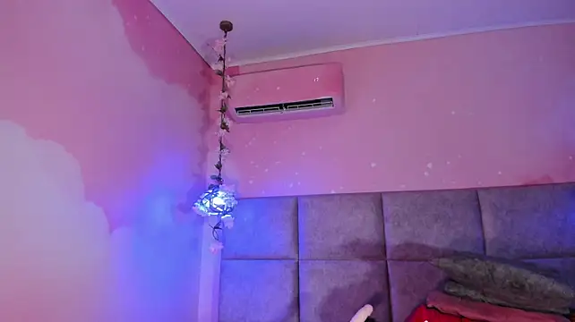 Он лайн чат XXX Emiily_Grace