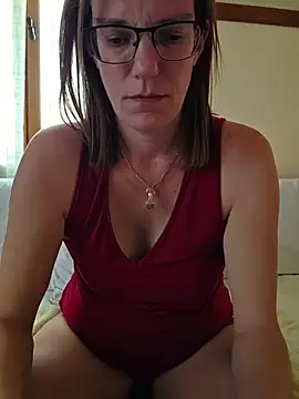 צ'אט XXX בשידור חי של SpiceLea