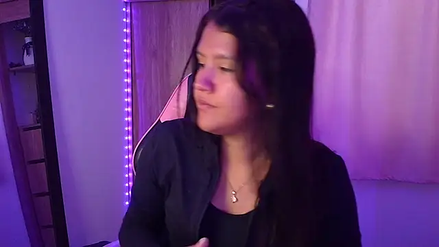 Oliviawatson1 Chat XXX in diretta