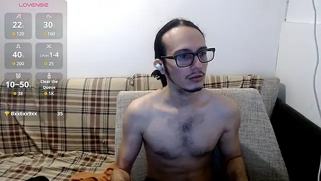 cholitohermoso's Live XXX Chat