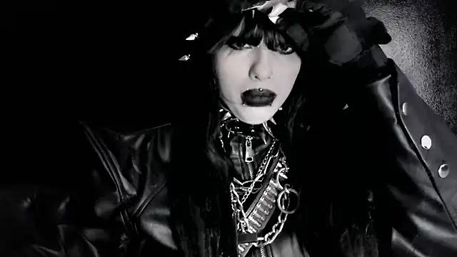 XXIOUX Live XXX-Chat