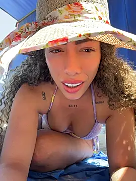 roxyrougee live XXX chat