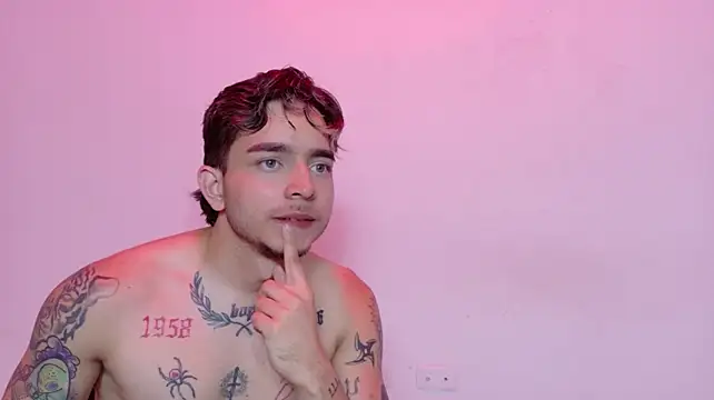 Chat XXX en directo de AliceandMax